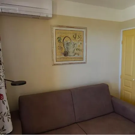 Nice Apt 2 With Swimming Pool And Sea View