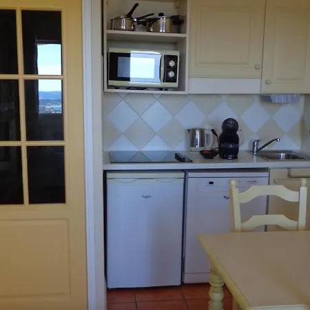 Nice Apt 2 With Swimming Pool And Sea View Appartement Les Issambres